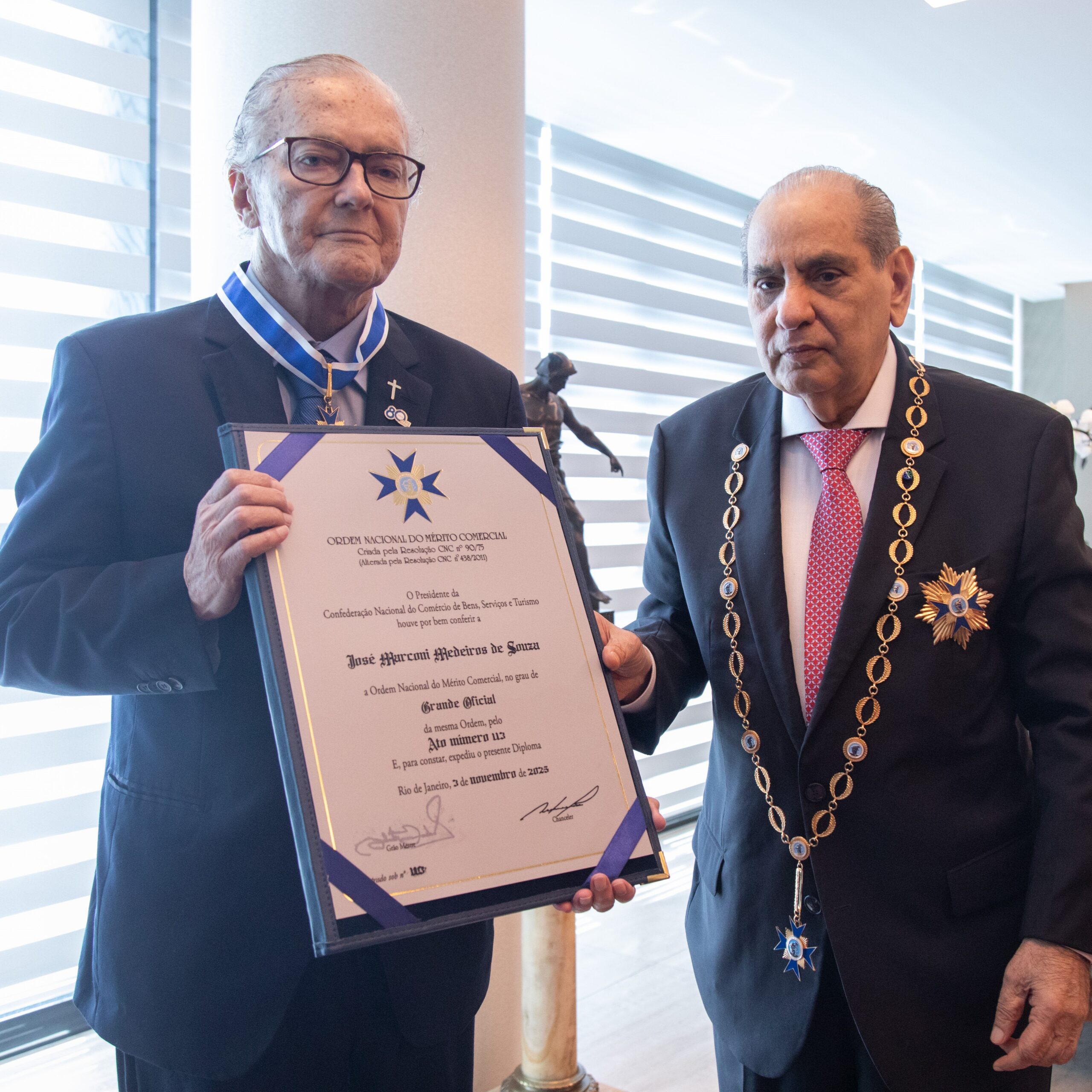 Presidente da Fecomércio Paraíba recebe Ordem Nacional do Mérito Comercial da CNC